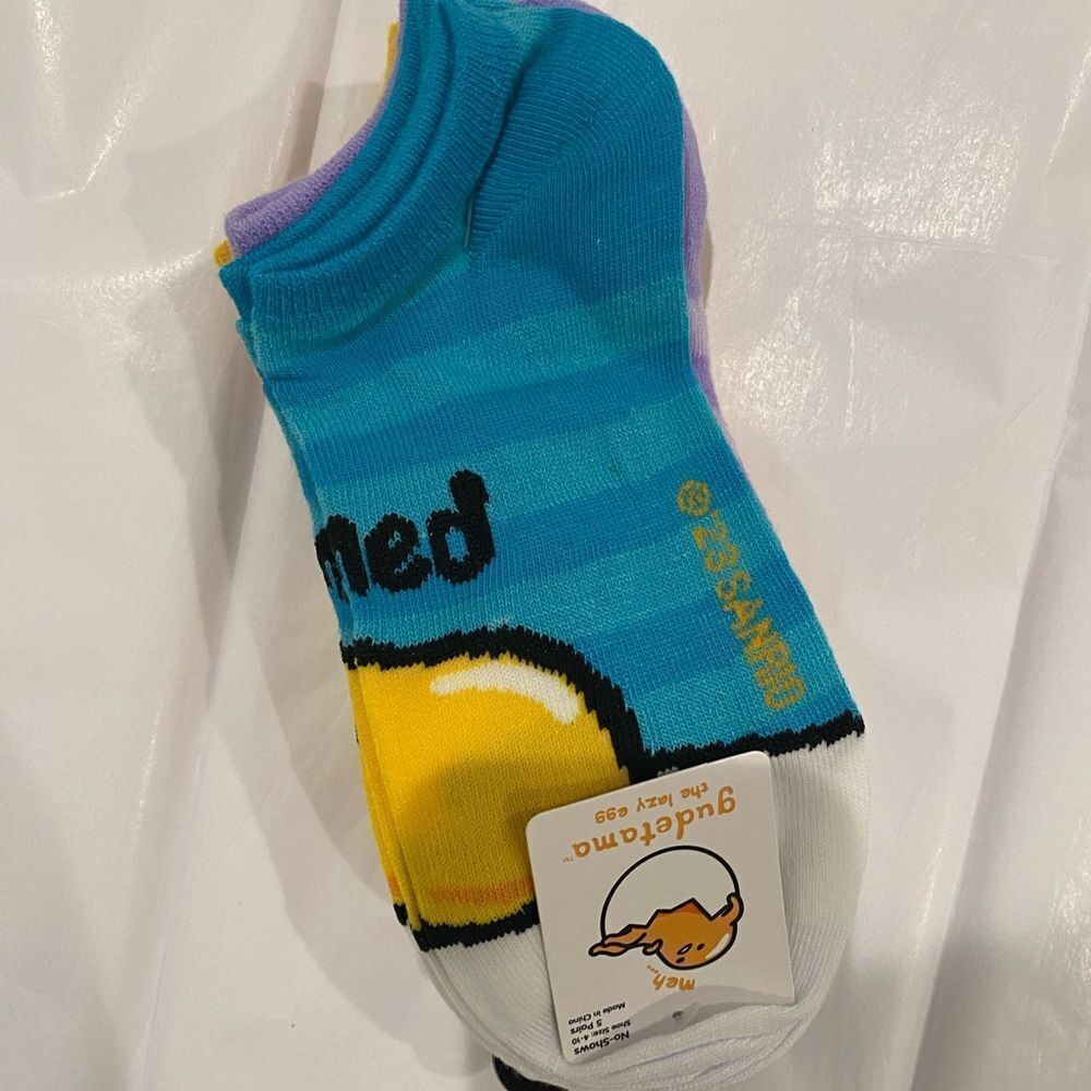 NWT Sanrio Gudetama Socks - 5 pairs - Picture 2 of 5